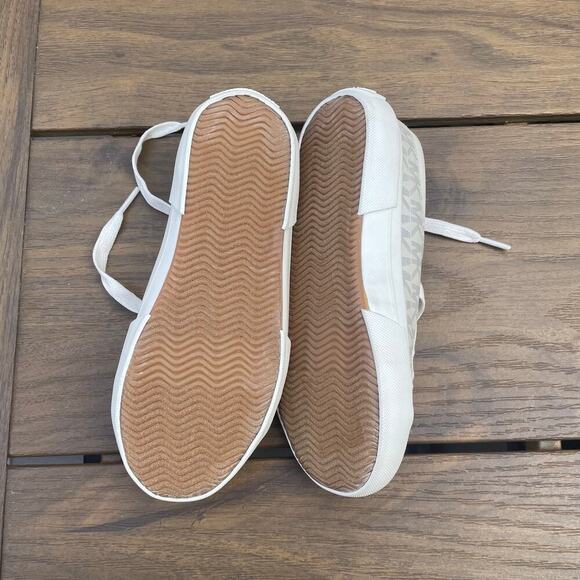 Michael Kors Girls “IMA REBEL-888”  shoes size 13 Youth new never worn MK - Picture 7 of 9